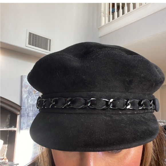 Authentic Eugenia Kim Leather Hat w Chain Embellishment - Picture 2 of 4